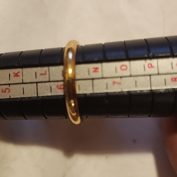 Vintage Avon Gold Overlay Amethyst Ring 6-6.25 - Picture 7 of 7